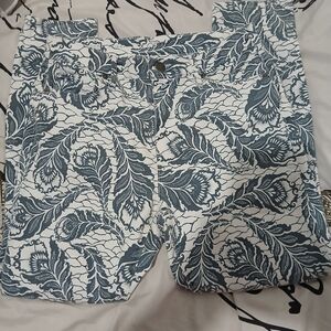 LOFT Curvy skinny Ankle 27/4 Navy and White Patterned jeans